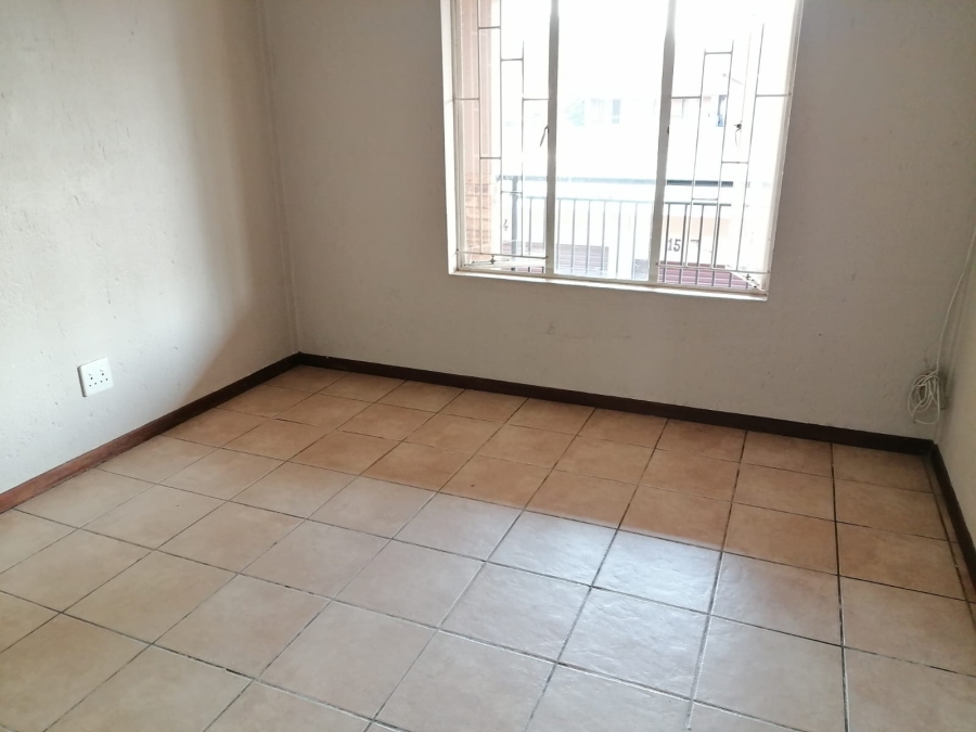 2 Bedroom Property for Sale in Rustenburg Central North West